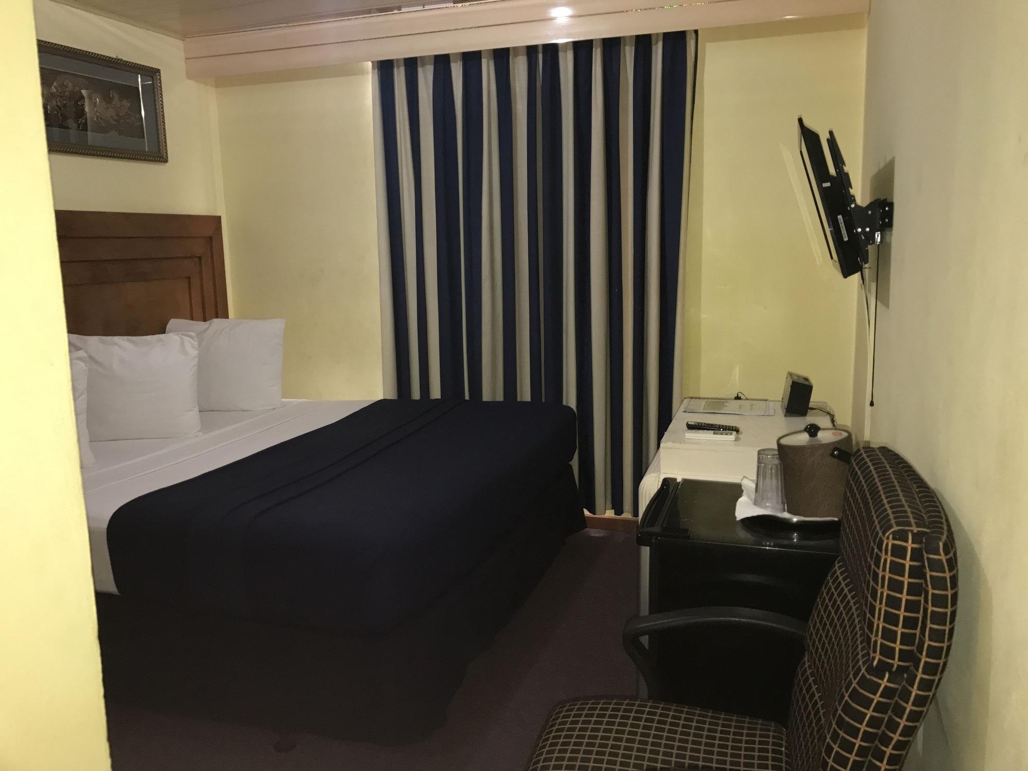 Airport Suites Hotel Piarco Kültér fotó