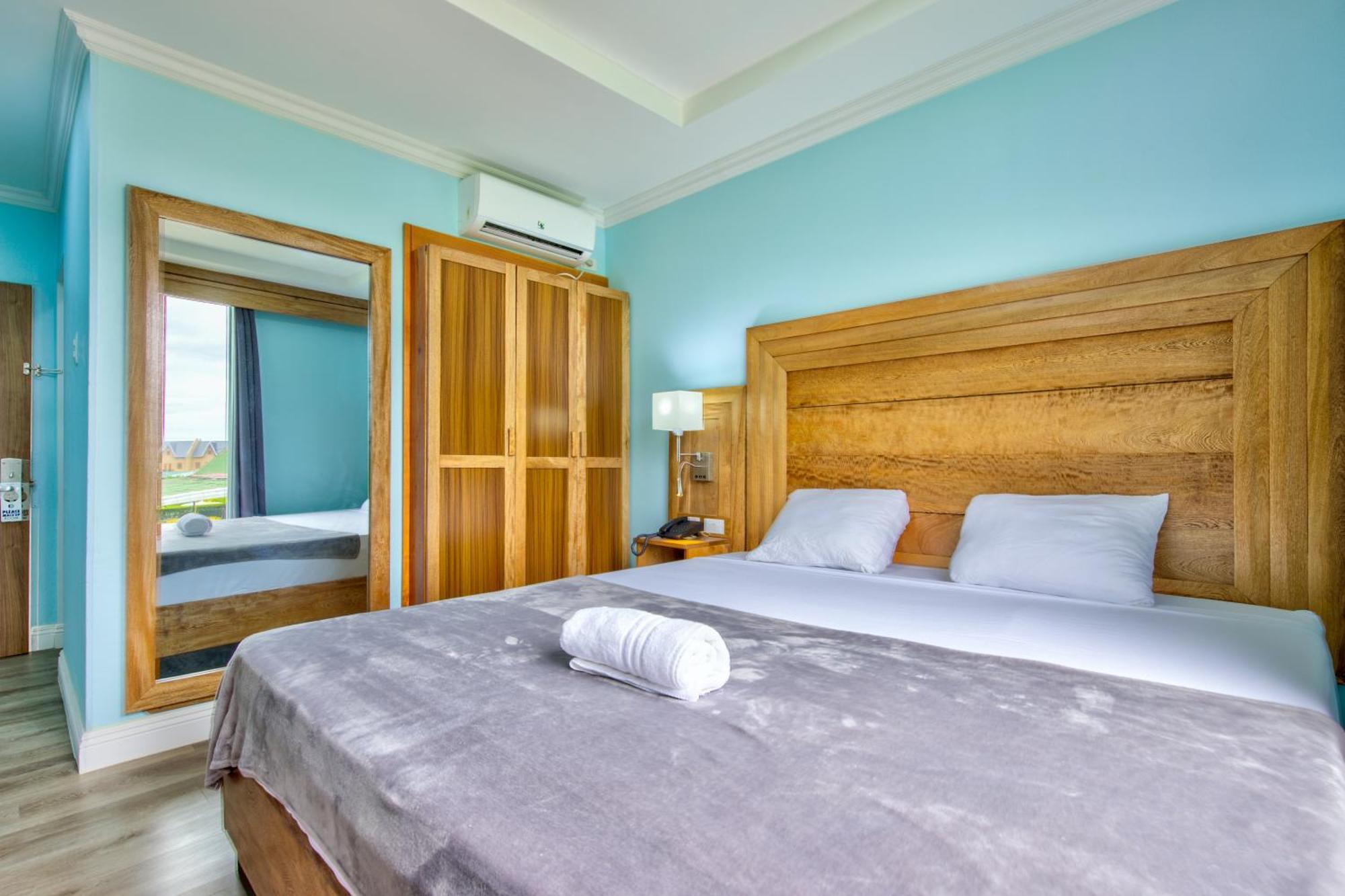 Airport Suites Hotel Piarco Kültér fotó
