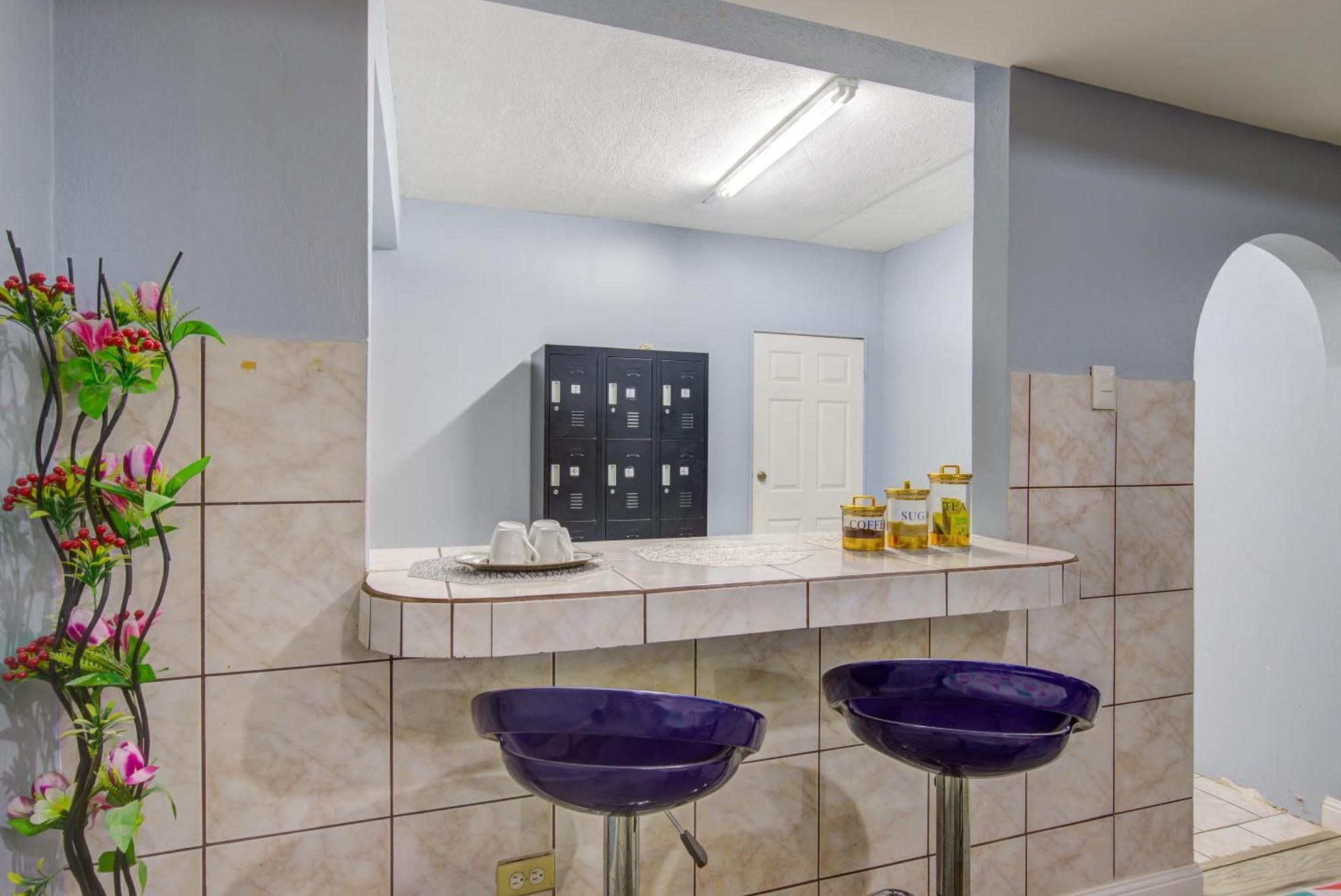 Airport Suites Hotel Piarco Kültér fotó